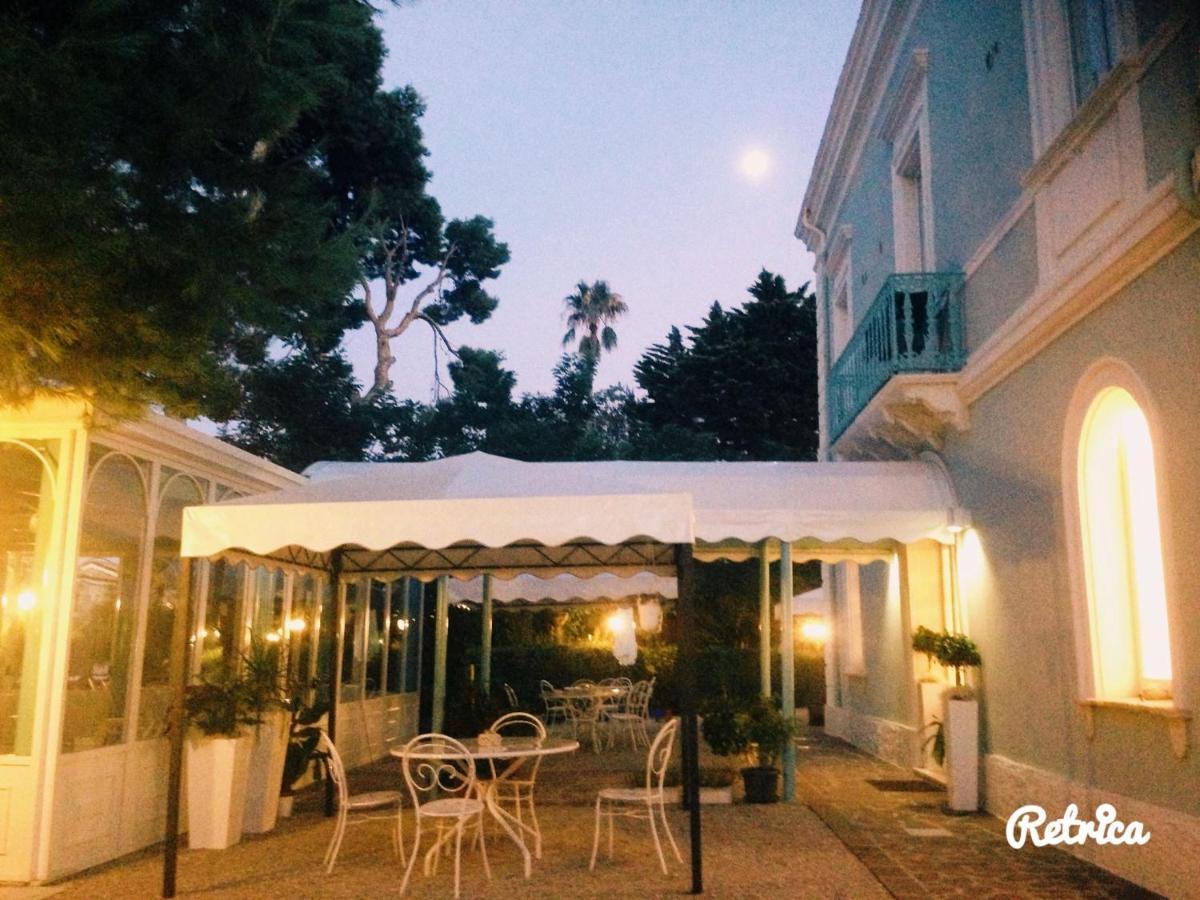 Villa Arlini Pineto Bagian luar foto