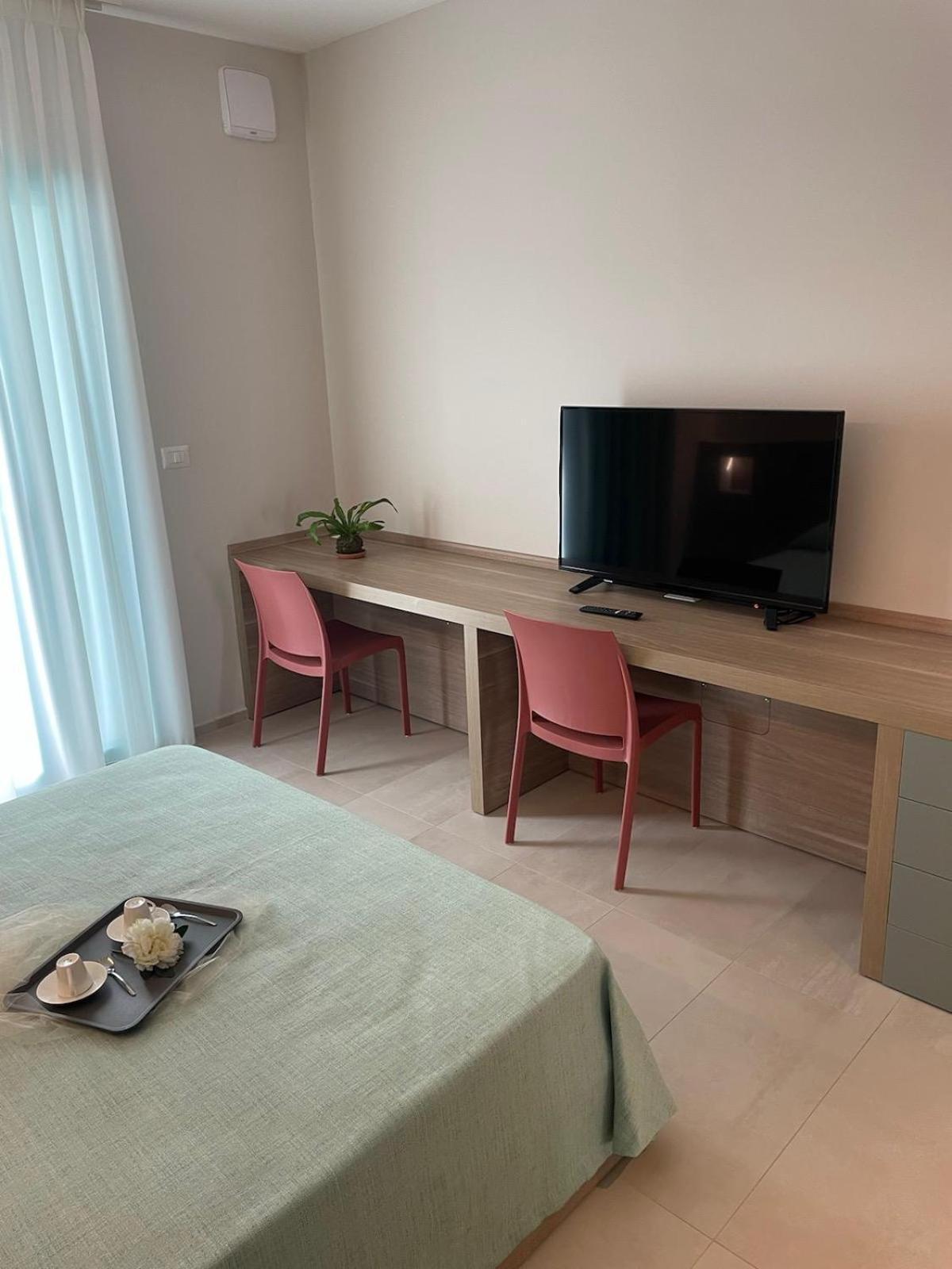 Villa Arlini Pineto Bagian luar foto